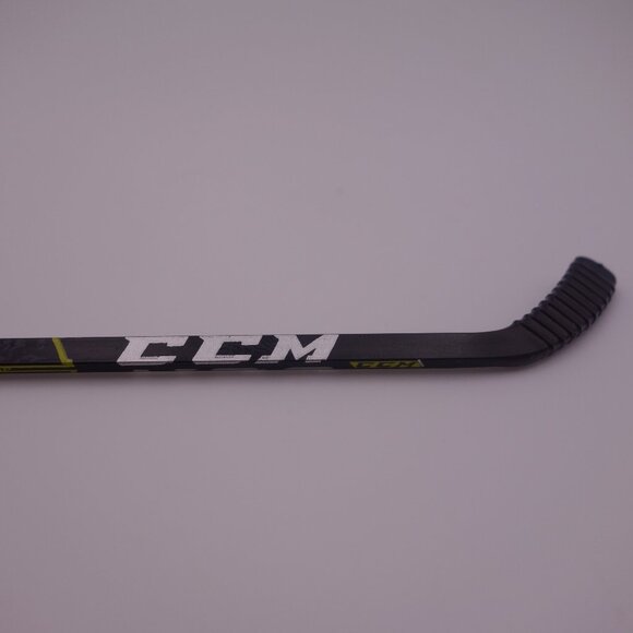 Tim Hortons Boston Bruins Patrice Bergeron 37 Frameworth Mini Stick with Box - Picture 14 of 16